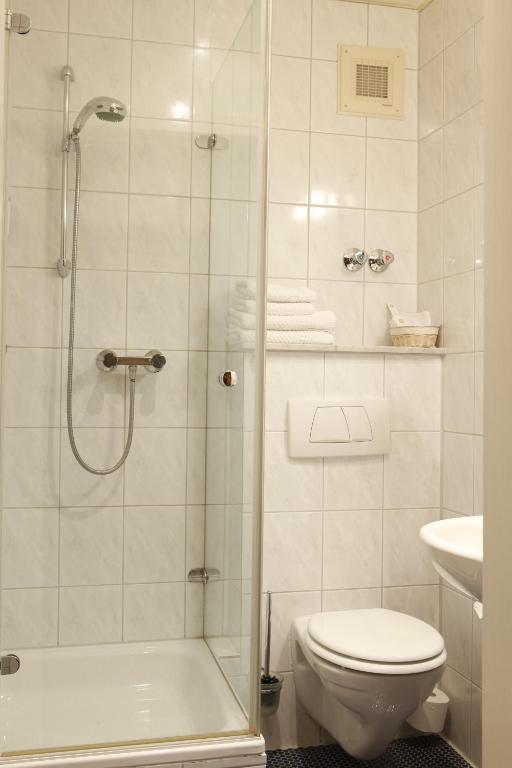 Hotel Villa Brenner Grünstadt Chambre photo