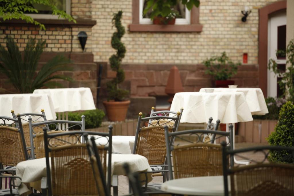 Hotel Villa Brenner Grünstadt Extérieur photo