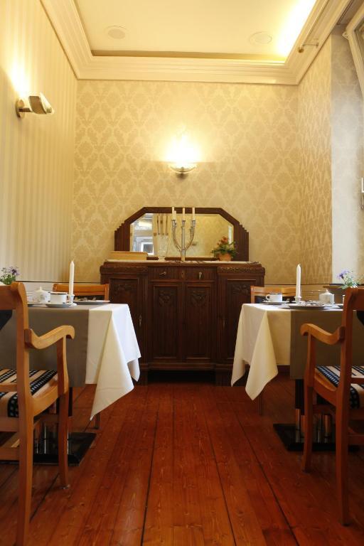 Hotel Villa Brenner Grünstadt Extérieur photo